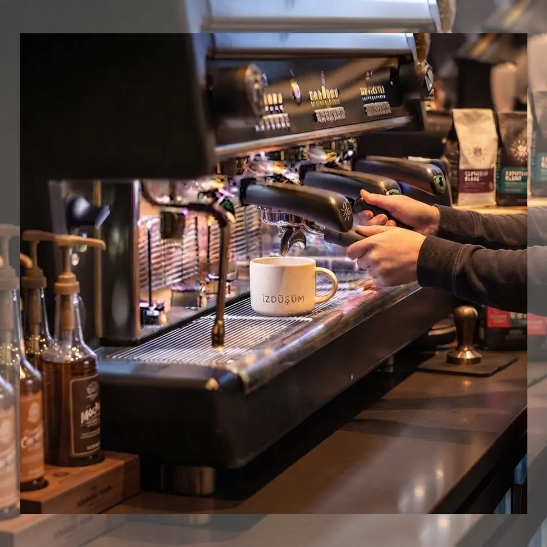 izdüşüm digital cafe projesi kahve yapım tanıtım görseli